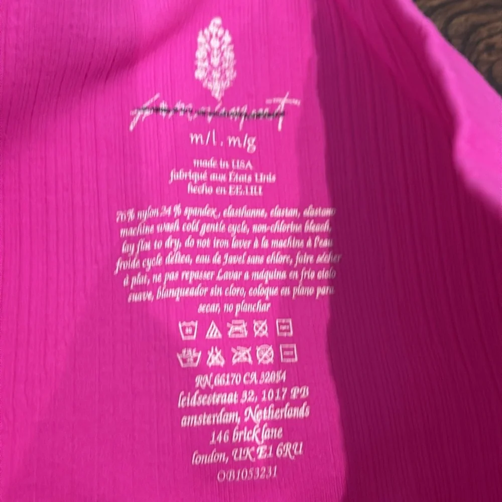 43.  **NWT** FP Movement Good Karma Leggings - Picture 6 of 6